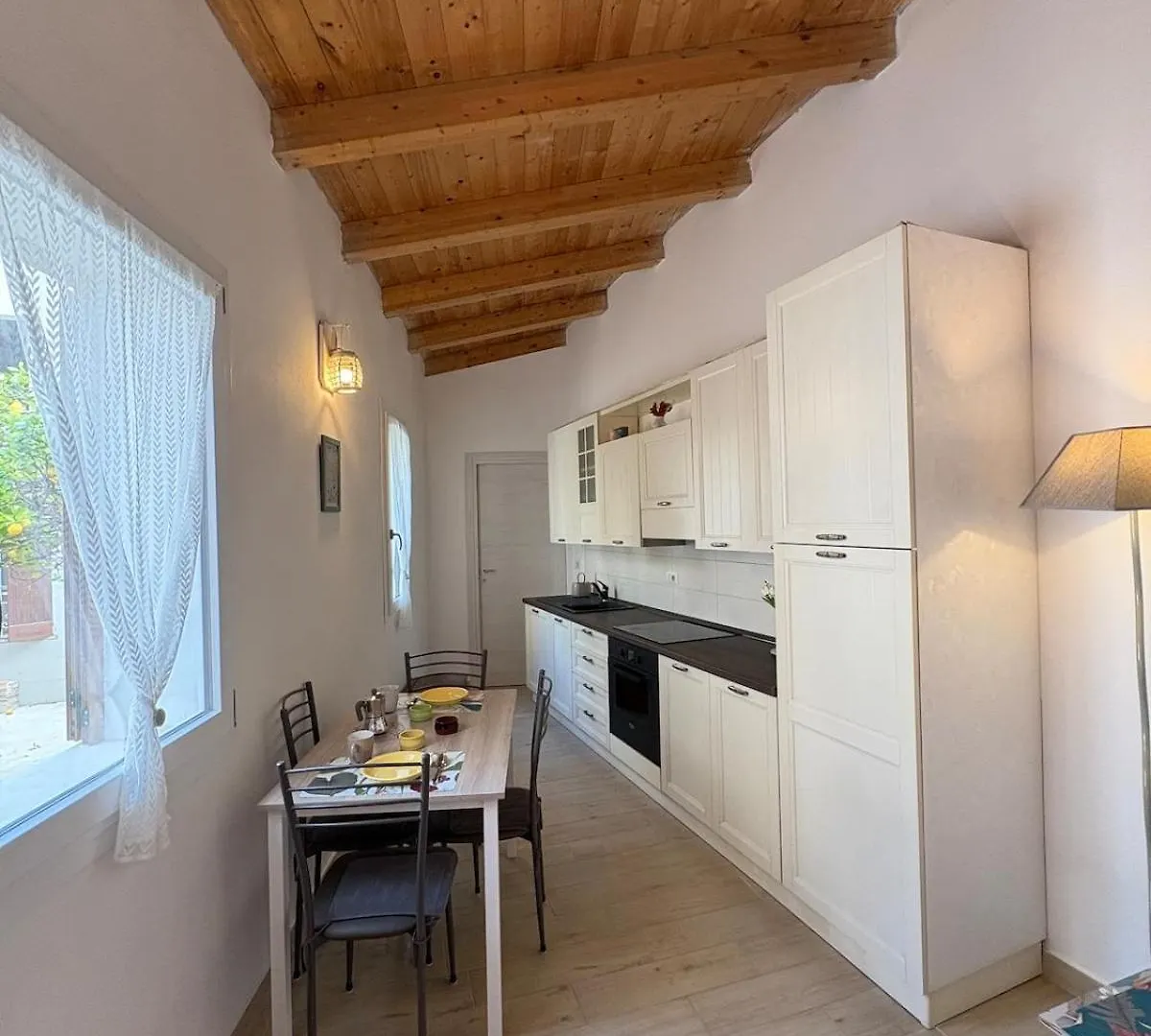 Nura'S - Casa Linda City Center Alghero Apartamento